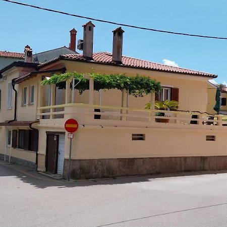 איזולה Apartments Villa Sandi מראה חיצוני תמונה